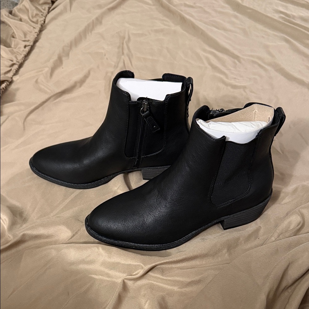 Dr. Scholl's Black Ankle Booties